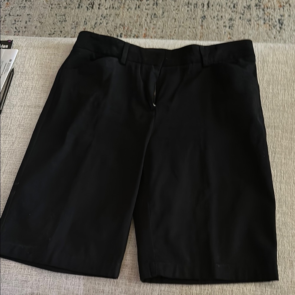 Jones New York Black Stretch Shorts
